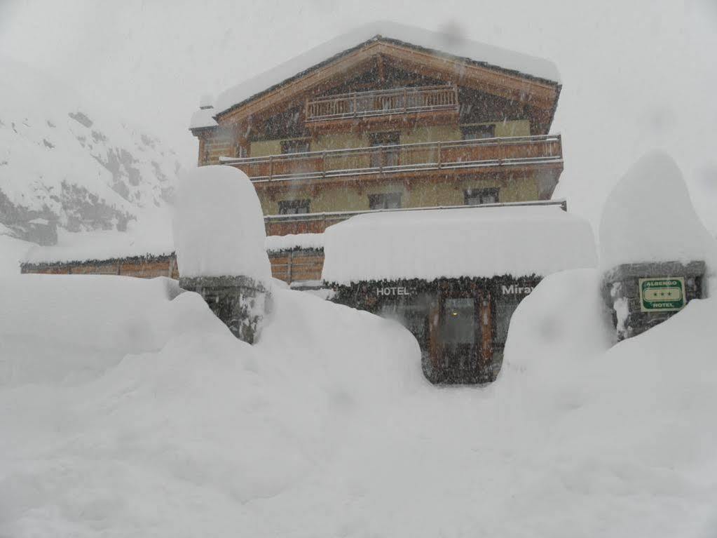 Hotel Miravidi A Cervinia Breuil-Cervinia Exteriör bild